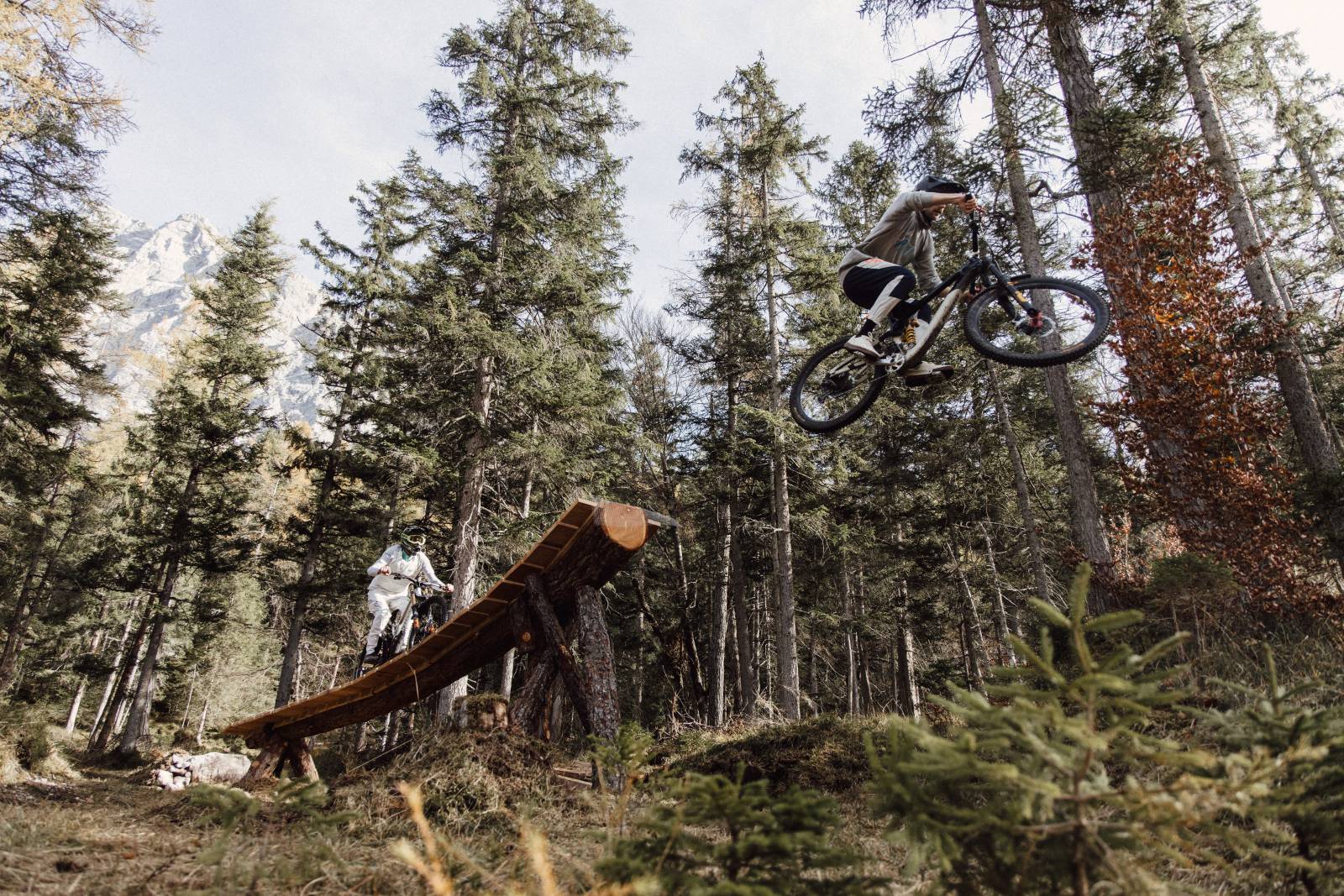 Bike & Hike mit der Familie in der Tiroler Zugspitzarena Symbolfoto